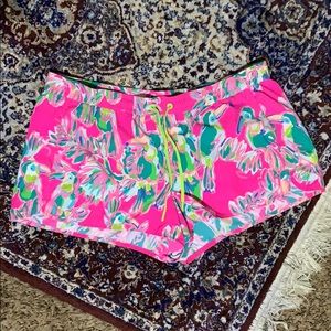 Lilly Pulitzer run around athletic shorts